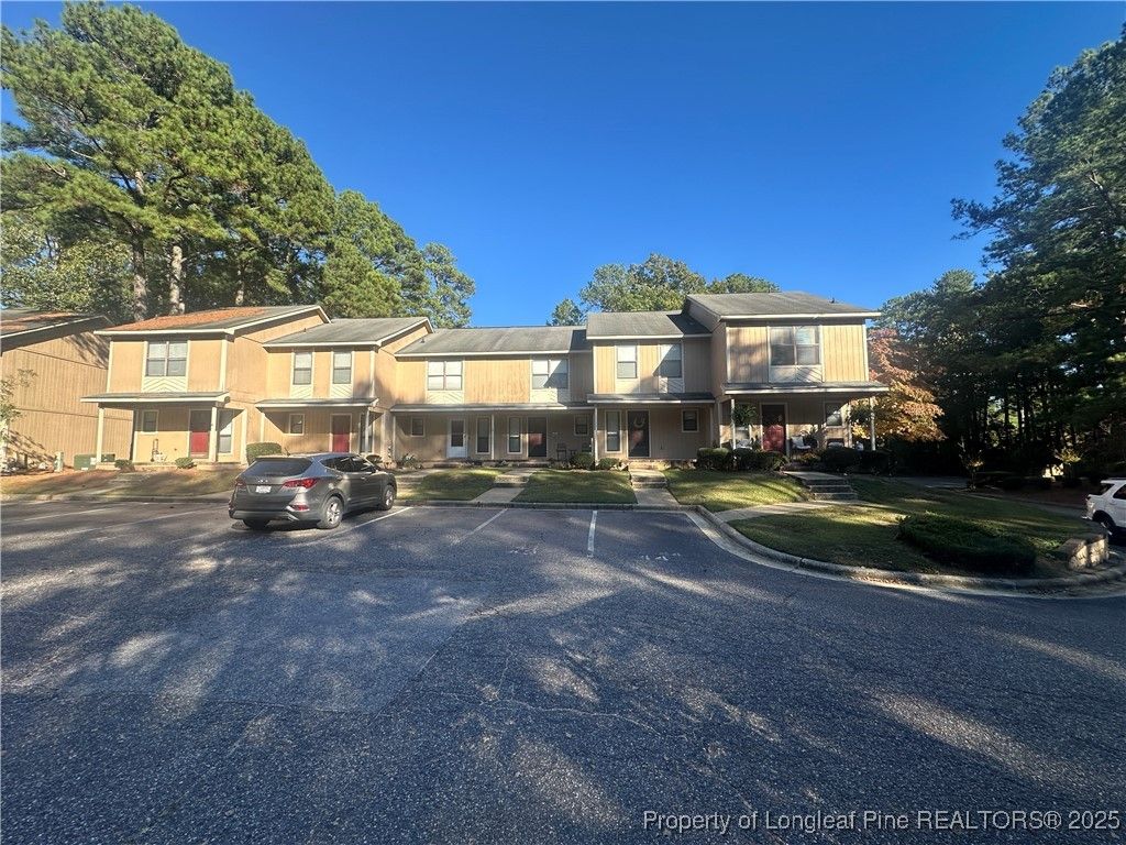 1202 Huntsman Court, Fayetteville, NC 28303