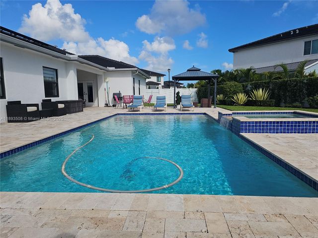 18964 SW 135th Ave, Miami, FL 33177