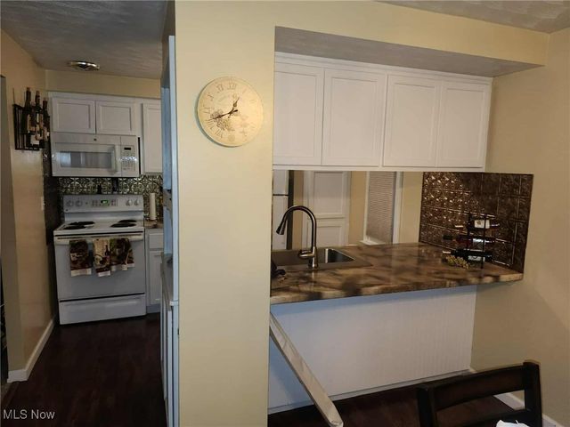 1803 Tower Boulevard, Lorain, OH 44053