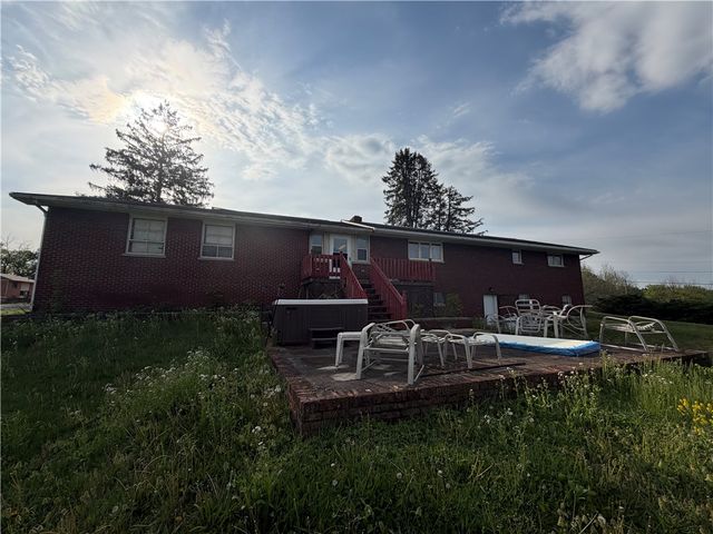 322 Kozak Way,, Mt Pleasant Boro, PA 15666