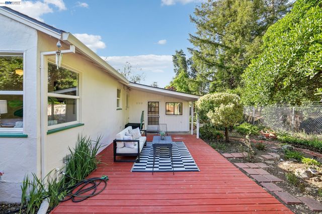 1970 N 6Th St, Concord, CA 94519