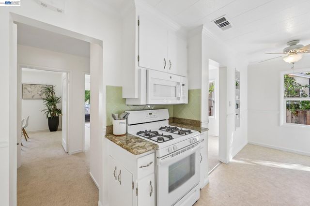 1970 N 6Th St, Concord, CA 94519