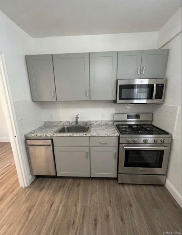 230 Pelham Road 2H, New Rochelle, NY 10805 — photo 2