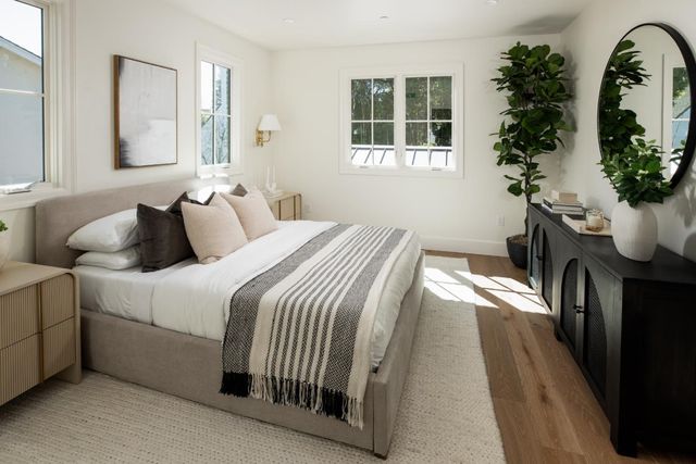 164 Waverley Street, Palo Alto, CA 94301
