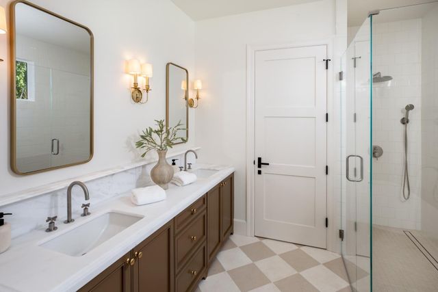 164 Waverley Street, Palo Alto, CA 94301