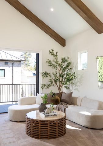164 Waverley Street, Palo Alto, CA 94301
