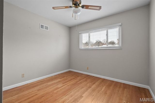 11008 Baywood Terrace, St Louis, MO 63126