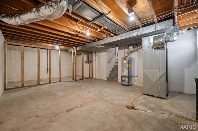 11008 Baywood Terrace, St Louis, MO 63126