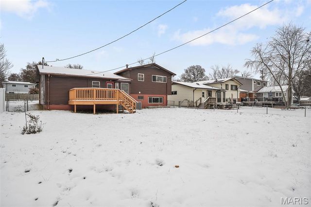 11008 Baywood Terrace, St Louis, MO 63126