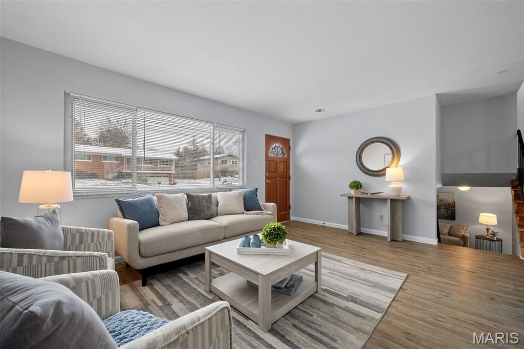 11008 Baywood Terrace, St Louis, MO 63126