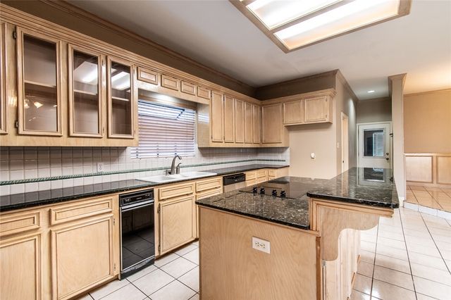 6242 Strasbourg Dr, Corpus Christi, TX 78414