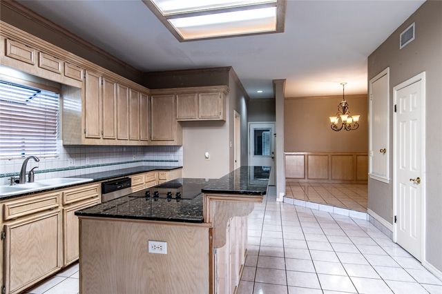 6242 Strasbourg Dr, Corpus Christi, TX 78414