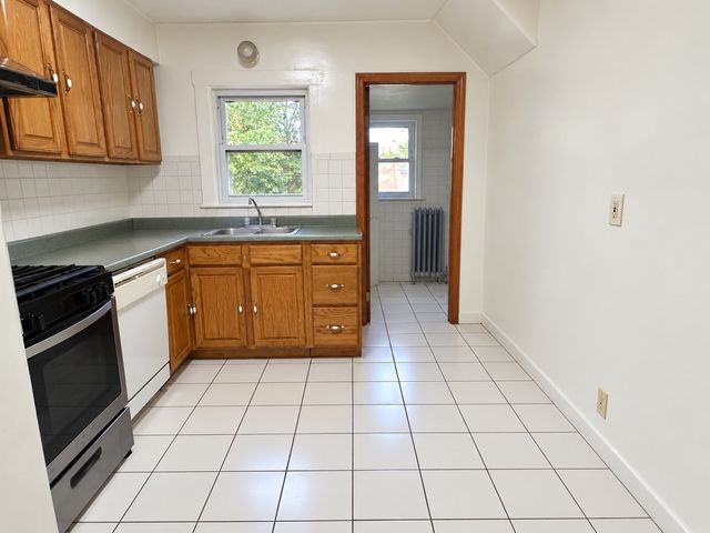 50 Mount Ararat Rd 1, Quincy, MA 02169