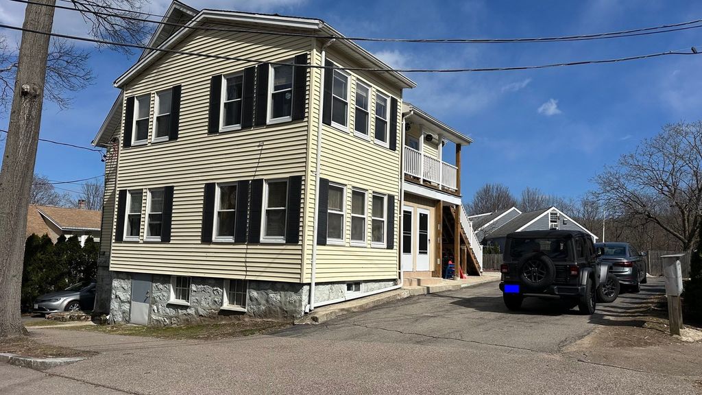 50 Mount Ararat Rd 1, Quincy, MA 02169