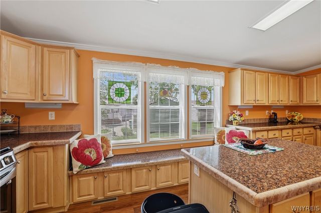 4650 Stonebridge, Clarence, NY 14031