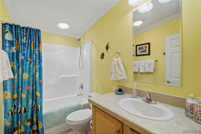 4650 Stonebridge, Clarence, NY 14031
