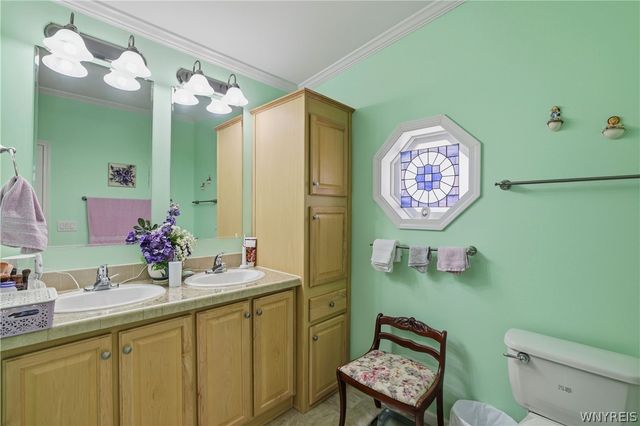 4650 Stonebridge, Clarence, NY 14031