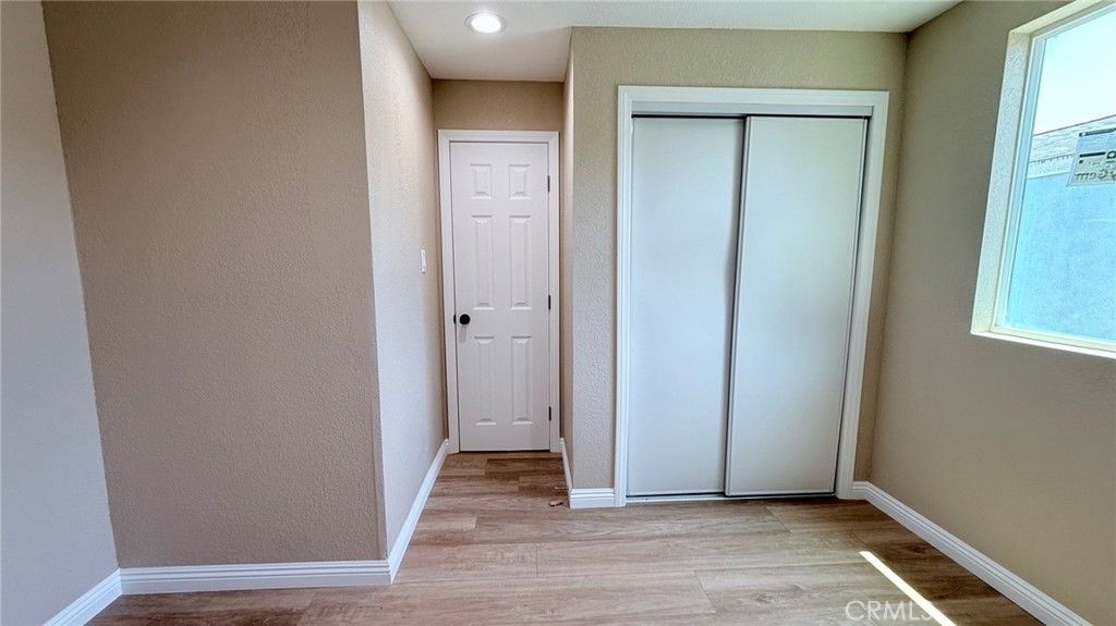 Image 38 of property listing at 11154 Towne, Los Angeles, CA 90061