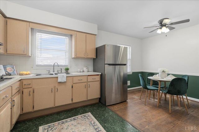 1982 Lawyers Rd, Lynchburg, VA 24501