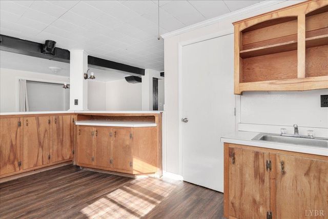 1982 Lawyers Rd, Lynchburg, VA 24501