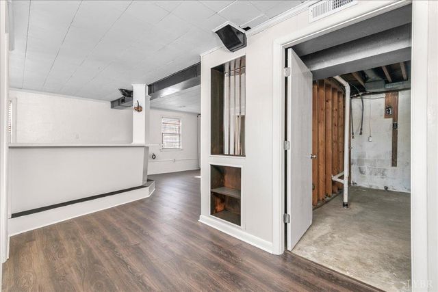 1982 Lawyers Rd, Lynchburg, VA 24501