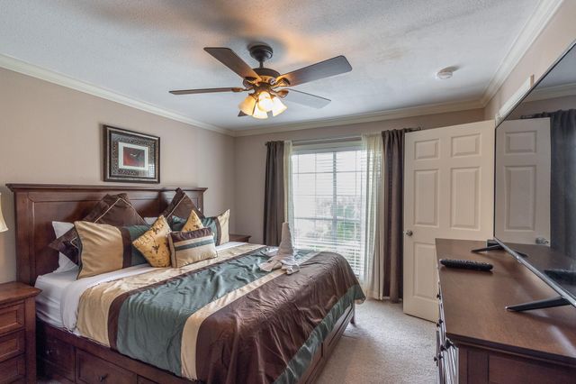 7000 Seawall Boulevard 833, Galveston, TX 77551