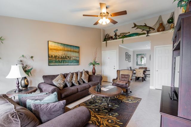 7000 Seawall Boulevard 833, Galveston, TX 77551