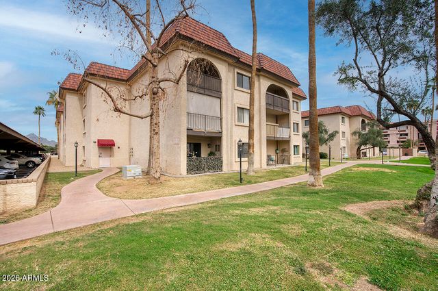 3033 E DEVONSHIRE Avenue 3032, Phoenix, AZ 85016