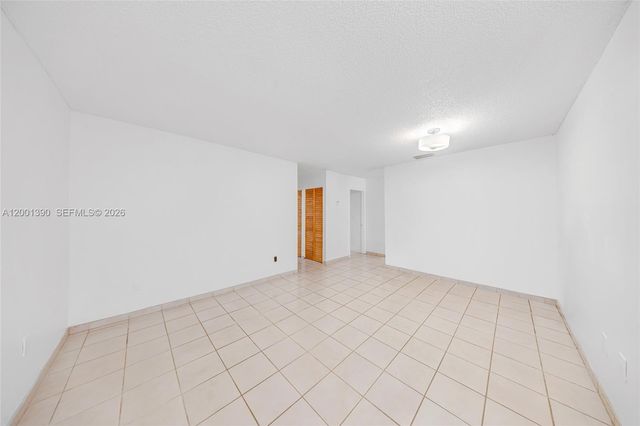 72 SW 113th Ave, Sweetwater, FL 33174