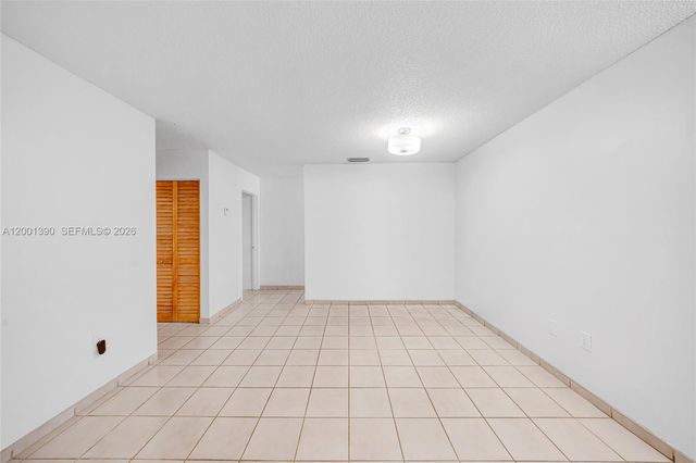 72 SW 113th Ave, Sweetwater, FL 33174