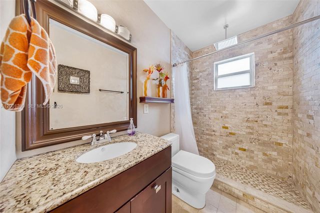 72 SW 113th Ave, Sweetwater, FL 33174