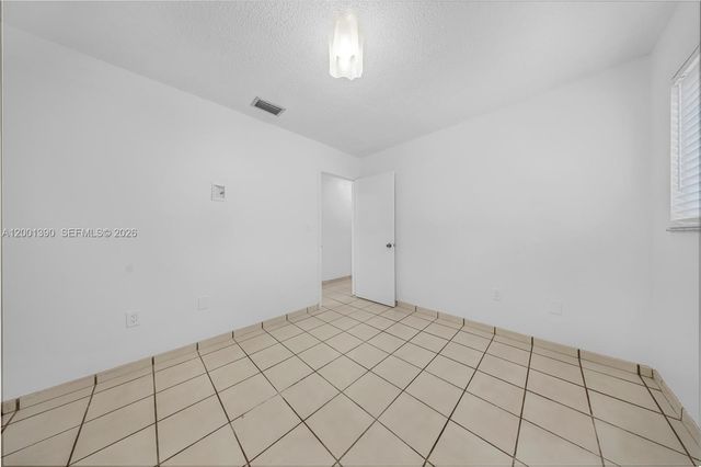 72 SW 113th Ave, Sweetwater, FL 33174