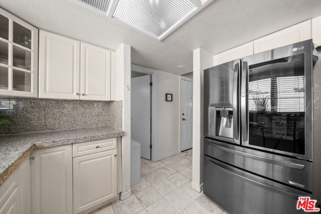 527 W Harvard Street 4, Glendale, CA 91204