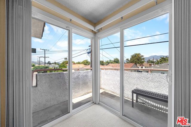527 W Harvard Street 4, Glendale, CA 91204