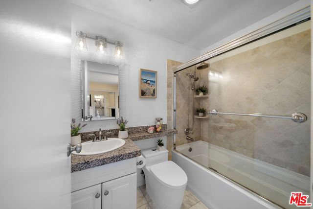 527 W Harvard Street 4, Glendale, CA 91204