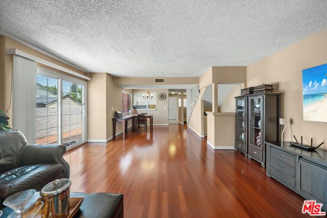 527 W Harvard Street 4, Glendale, CA 91204