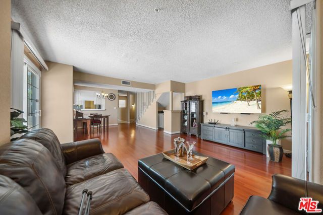 527 W Harvard Street 4, Glendale, CA 91204