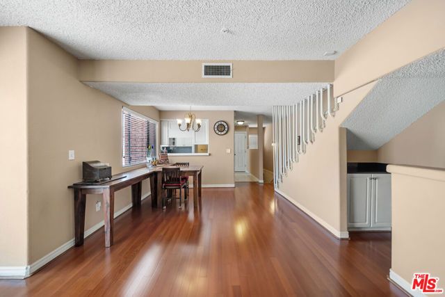 527 W Harvard Street 4, Glendale, CA 91204