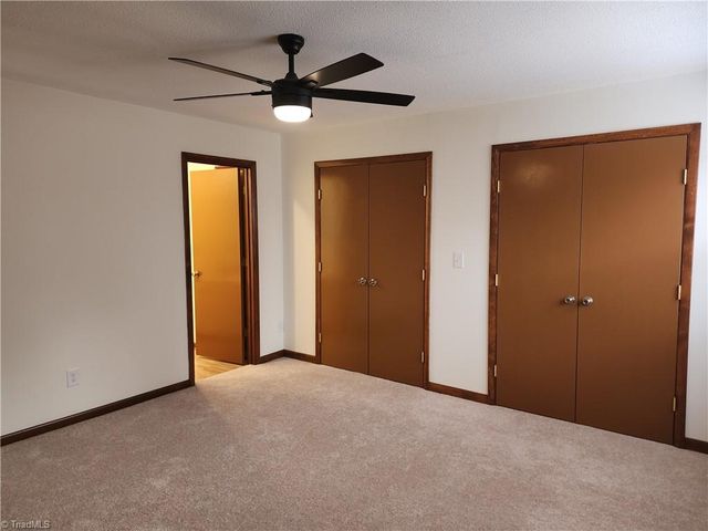 1901 Stonewood Drive, Winston-salem, NC 27103