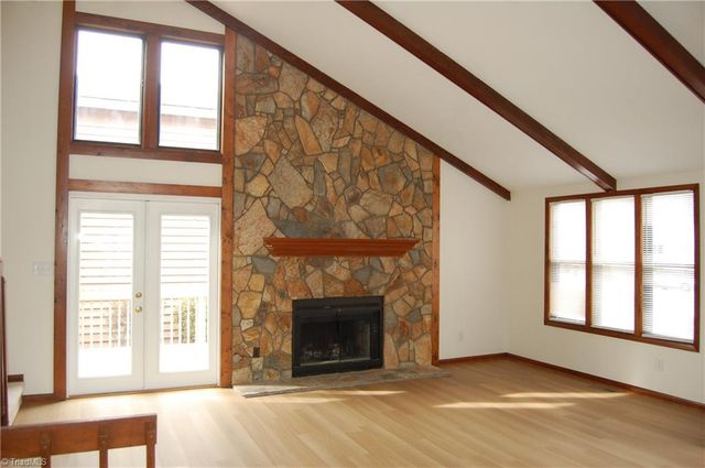 1901 Stonewood Drive, Winston-salem, NC 27103