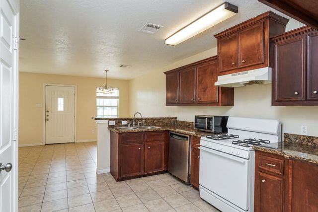 8424 Cannon Street, Houston, TX 77051