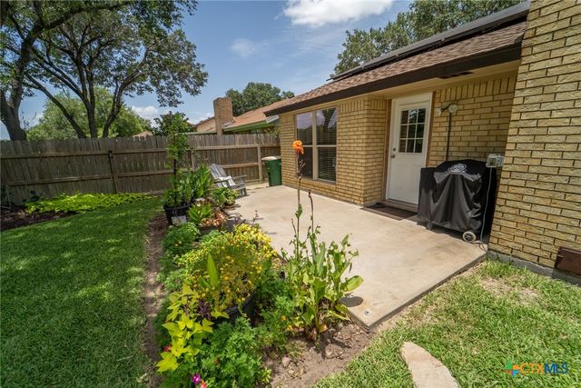 301 Antietam Drive, Victoria, TX 77904