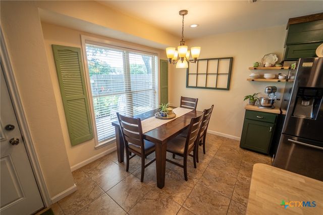 301 Antietam Drive, Victoria, TX 77904