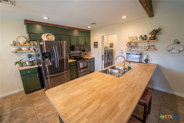 301 Antietam Drive, Victoria, TX 77904
