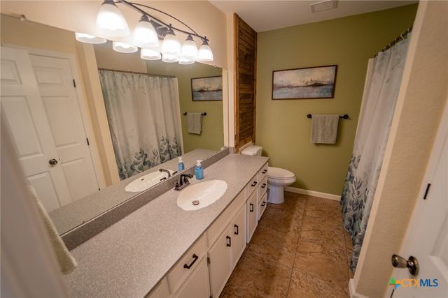 301 Antietam Drive, Victoria, TX 77904