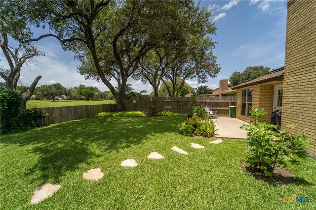 301 Antietam Drive, Victoria, TX 77904