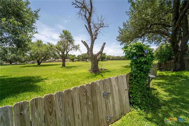 301 Antietam Drive, Victoria, TX 77904