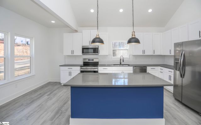 198 Saragota Avenue, Spartanburg, SC 29302