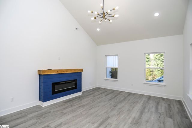 198 Saragota Avenue, Spartanburg, SC 29302