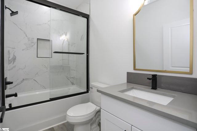 198 Saragota Avenue, Spartanburg, SC 29302